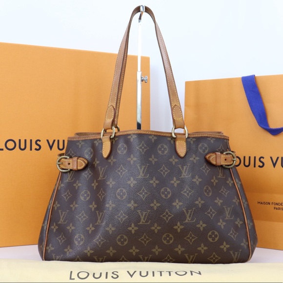 πΊBEAUTIFULπΊ Shoulder bag